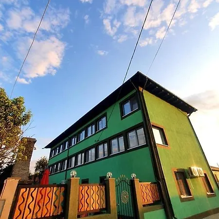 Pensiunea Valurile Marii Negre Guest house *